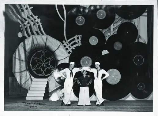 Gustav Wally, Jenny Hansen og Niels Bagge i scenedekoration af grammofonplader, Paris 1931