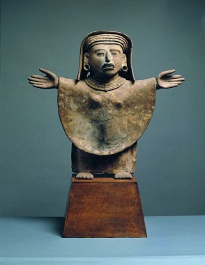 Stor kvindefihur fra Veracruz, højde 59 cm. Klassisk, ca. 250-900 e.Kr.