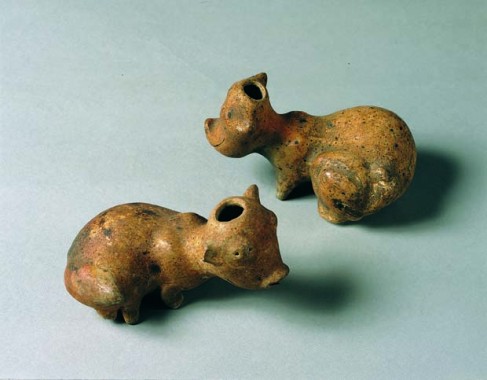 Et par hunde fra Nayarit (chinesco), højde 9 cm, 200 f.Kr. - 200 e.Kr.