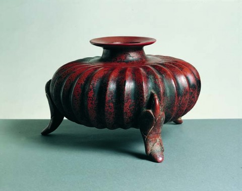 Karakteristisk "Papegøjekrukke", højde 21,5 cm, Colima, klassisk periode, ca. 250-400 e.Kr.