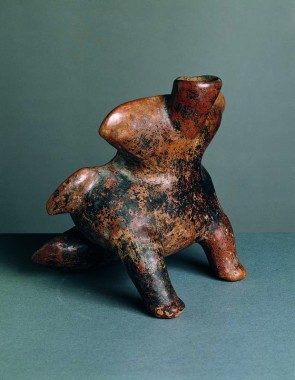 Hovedstøtte eller reclinatorium, Zoomorf krukke, højde 23,5 cm, Colima, klassisk periode, ca. 250-400 e.Kr.