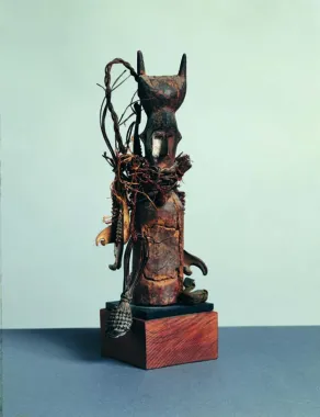 Fetichfigur fra Bayaka, Congo, højde 25 cm.