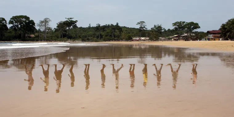 Atlantic (endless row), 2009, c-print
