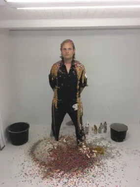 Don`t give up ( videostill ), 2017