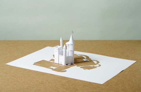 Impenetrable Castle II, 2005, syrefrit papir A4 80 gram, papir og lim, foto: Anders Sune Berg