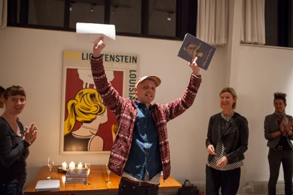 Torben Ribe modtager sit legat, foto: Juri Krasilnikoff
