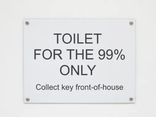 Keychain Secure, sign (16.5 x 90 cm), door lock, key chain and key, dimensions variable, 2019