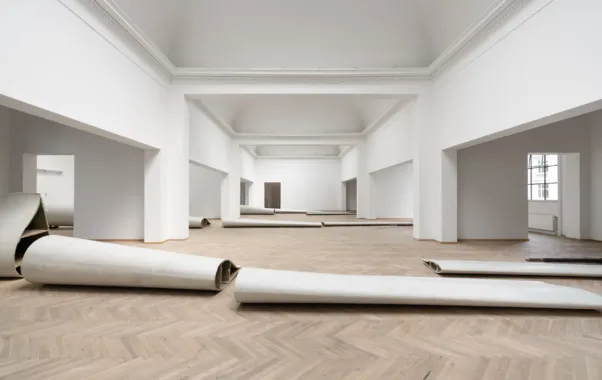 Stripped G.O.D. [GENERATOR.ORGANIZER.DESTROYER], 2020. Lea Porsager, Kunsthal Charlottenborg, Photo: David Stjernholm