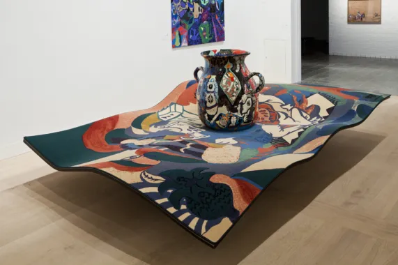 The golden fleece, 2011, tekstil og keramik