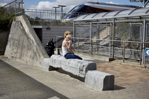 Vejen Station, 2013, beton, 70x40x400 cm