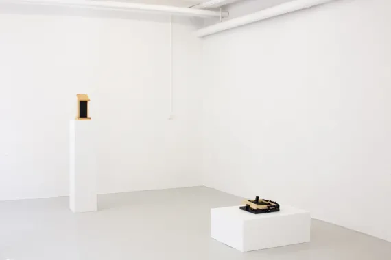 Installationsfoto fra udstillingen Adobe, 2018, hos C.C.C. foto Mia Line
